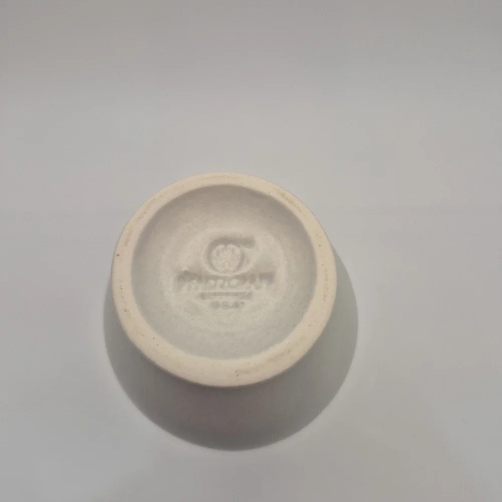 Pfaltzgraff Yorktowne Stoneware Mini Bud Flower Vase w/Blue Flower & Trim 5-¼